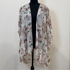 Emory Park Off-White Floral Caley Crochet Trim Kimono Shaw Wrap Size Small NWT